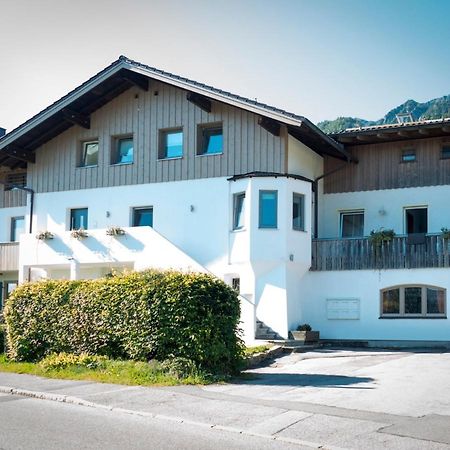 Haus Amberger Apartman Bayerisch Gmain Kültér fotó