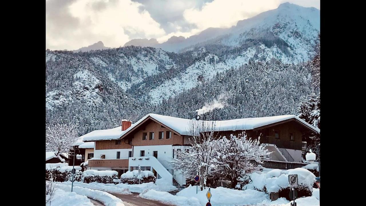 Haus Amberger Apartman Bayerisch Gmain Kültér fotó